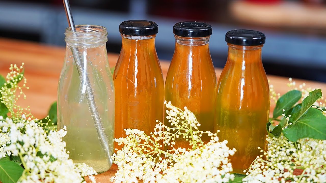 Sirop de soc din flori proaspete – aur parfumat pentru vară